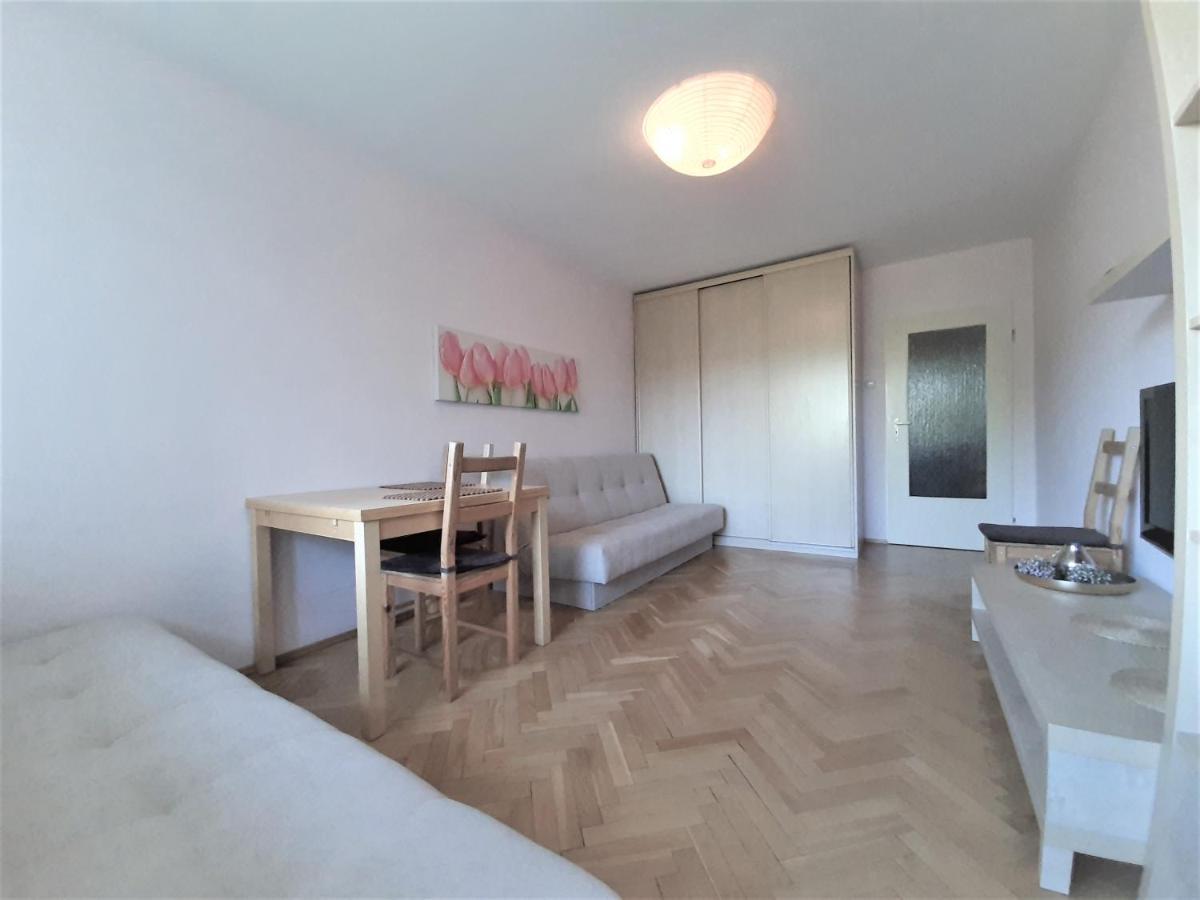Your Best Apartment Kolobrzeska Gdansk Ngoại thất bức ảnh
